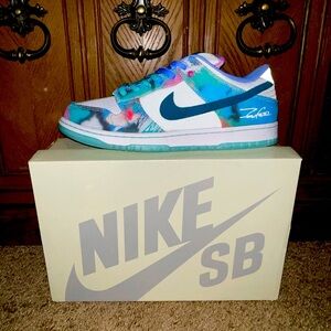 NIKE SB DUNK LOW FUTURA BLEACHED AQUA